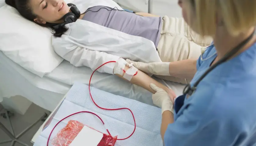 Skutki uboczne transfuzji krwi – jakie ryzyka mogą Cię zaskoczyć?